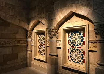 Dönem Film Dekoru ve Aksesuarları – Zamanı Değiştiriyoruz!