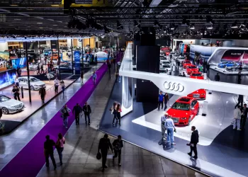 Otomotiv Tanıtım ve Reklam Maketleri – Hedef Kitlenizi Etkileyin!