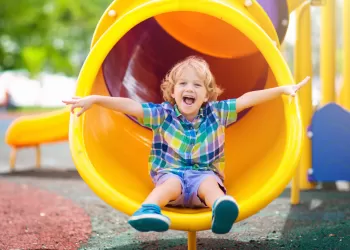 Çocuklarımızın Sağlığı İçin Oyun Alanlarında Hangi Malzemeler Kullanılmalı?