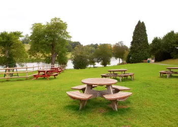 Dinlenme Alanı Tasarımı - Açık ve Kapalı Mekanlarda Konfor