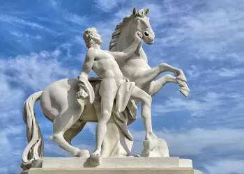 Estetiği ile Hayran Bırakacak At Heykelleri – Nasıl Yapılır, Nerede Kullanılır?