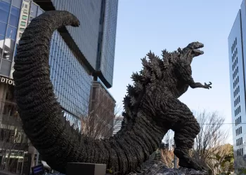 Canavar Heykelleri – Şehrin Renkli Figürlerinin Yapım Aşaması