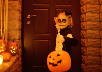 Korku Evi Dekorları – Korkutucu Olduğu Kadar Eğlenceli!