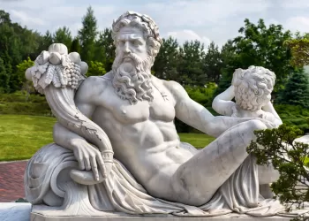 Mitolojik Heykeller - Sanat ve Estetik Mitlerle Buluşuyor