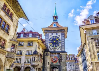 Saat Kulesi Üretimi – Şehirlere Kimlik Veren Tasarımlar!