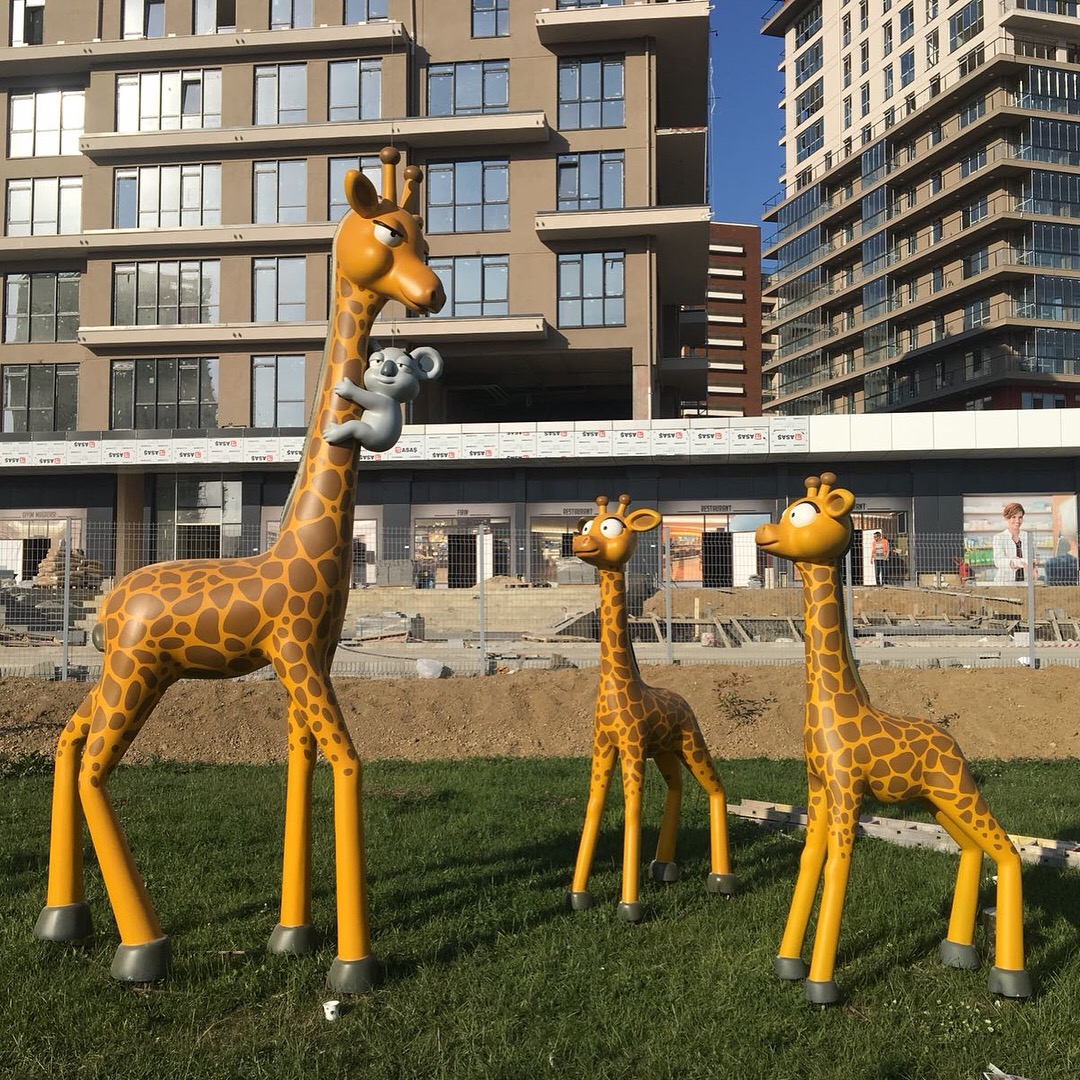 Adim Istanbul Zurafa Maketleri