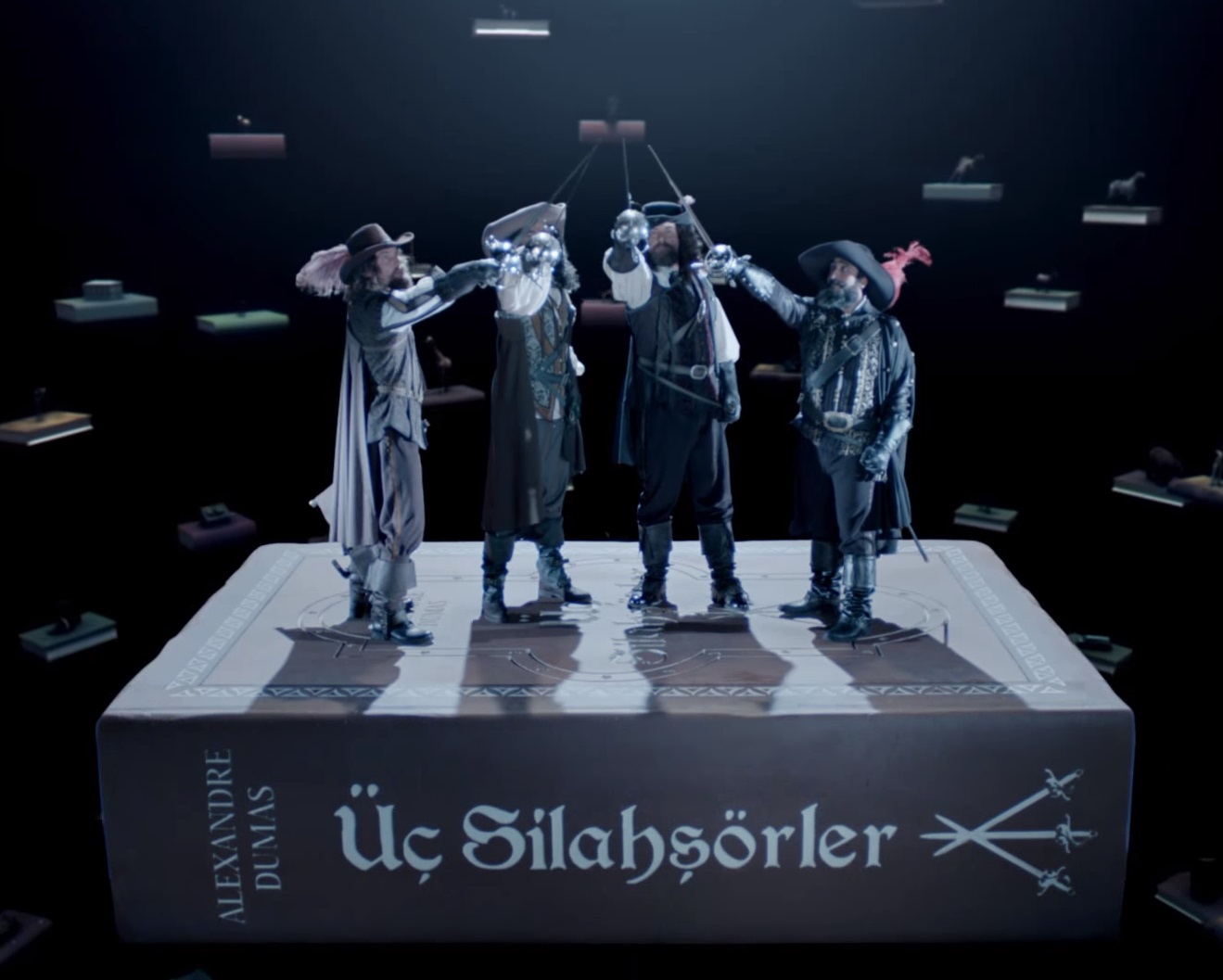 Isbankasi Sahne Dekor Calismasi 1